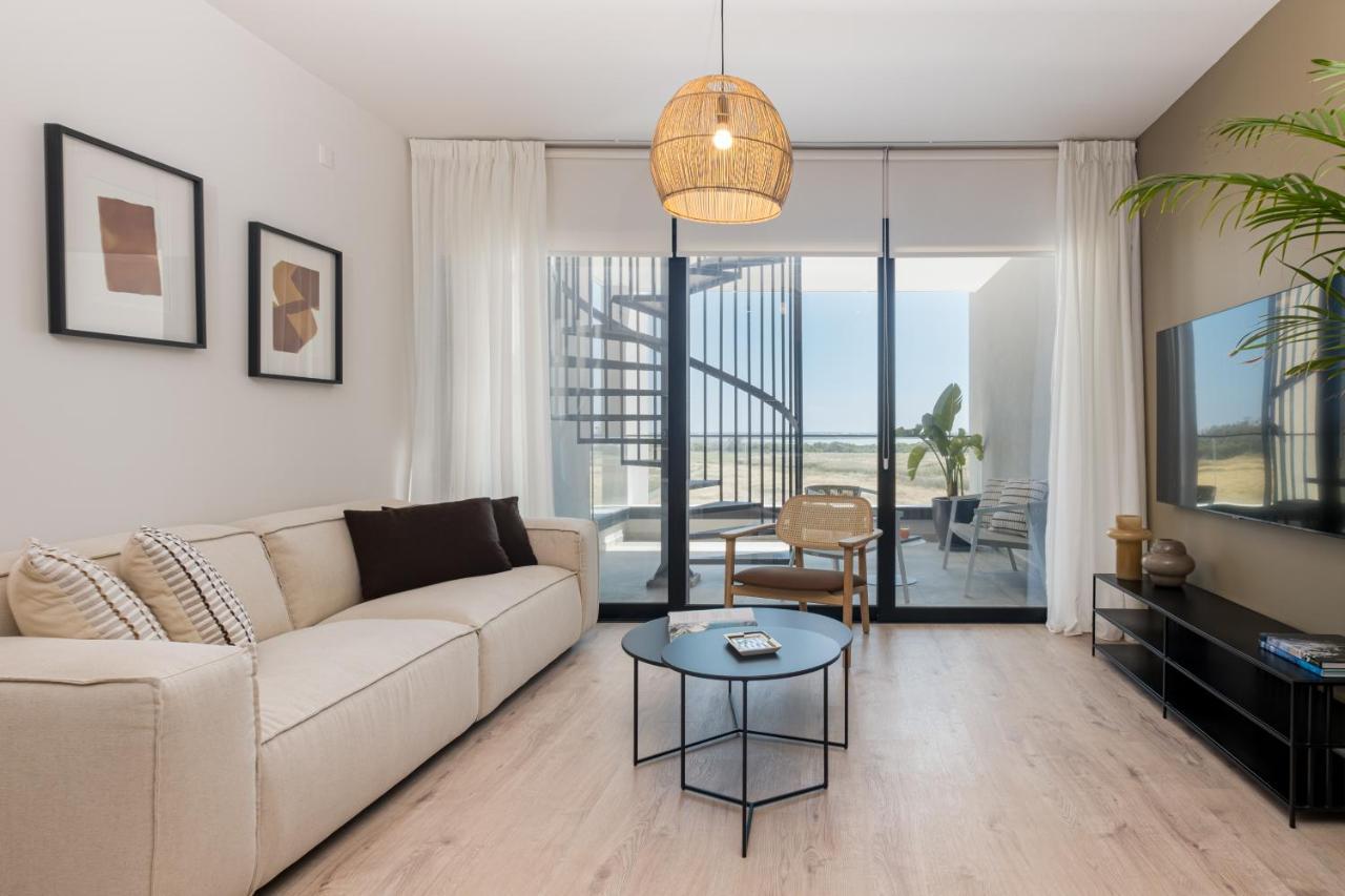 Sunset Gardens Apartment Лимасол Екстериор снимка
