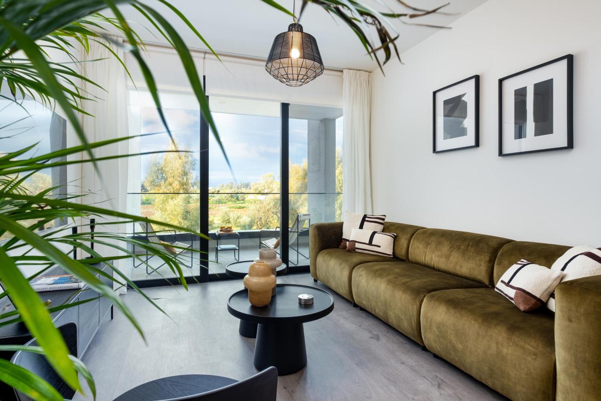 Sunset Gardens Apartment Лимасол Екстериор снимка
