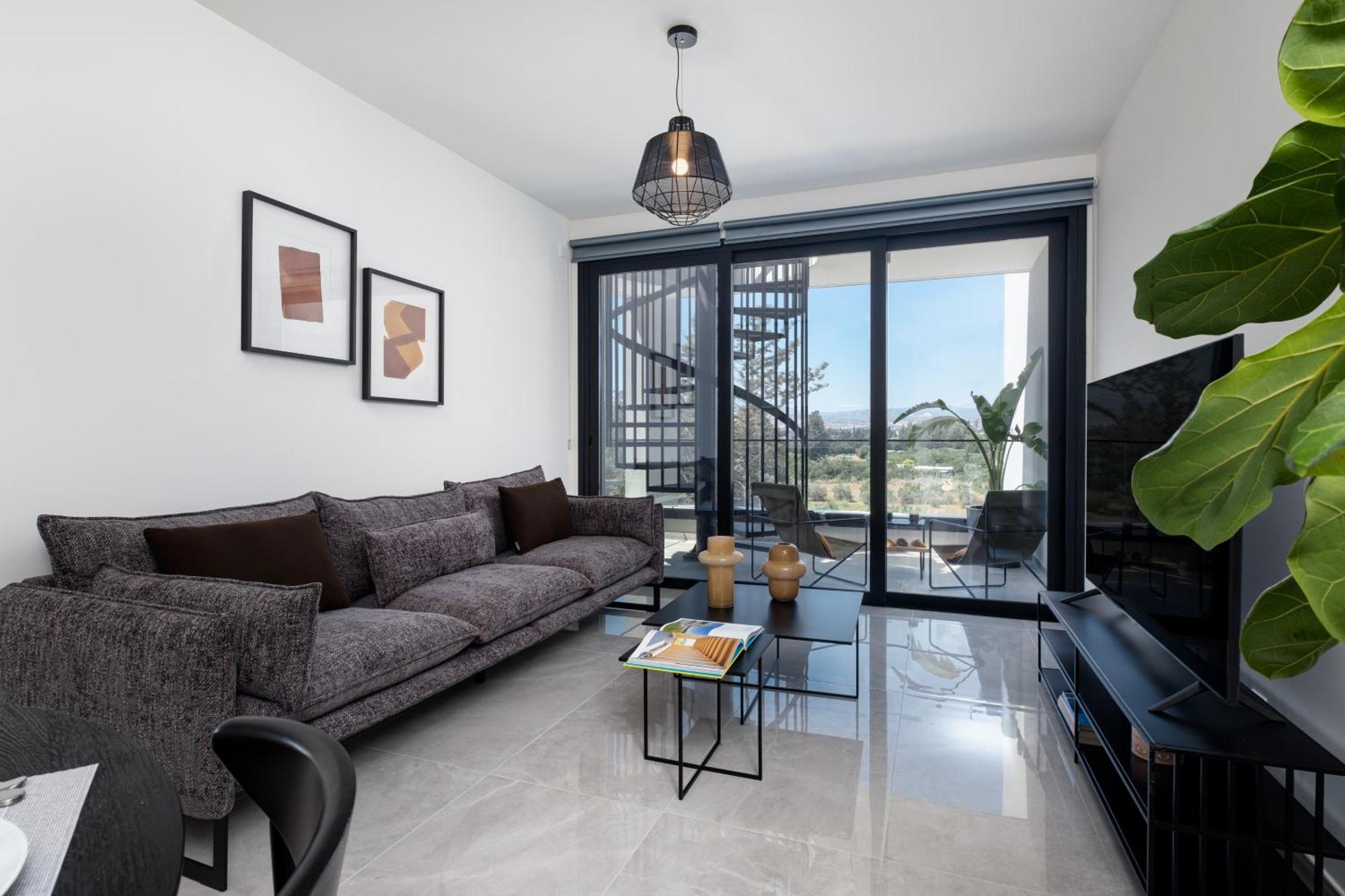 Sunset Gardens Apartment Лимасол Стая снимка