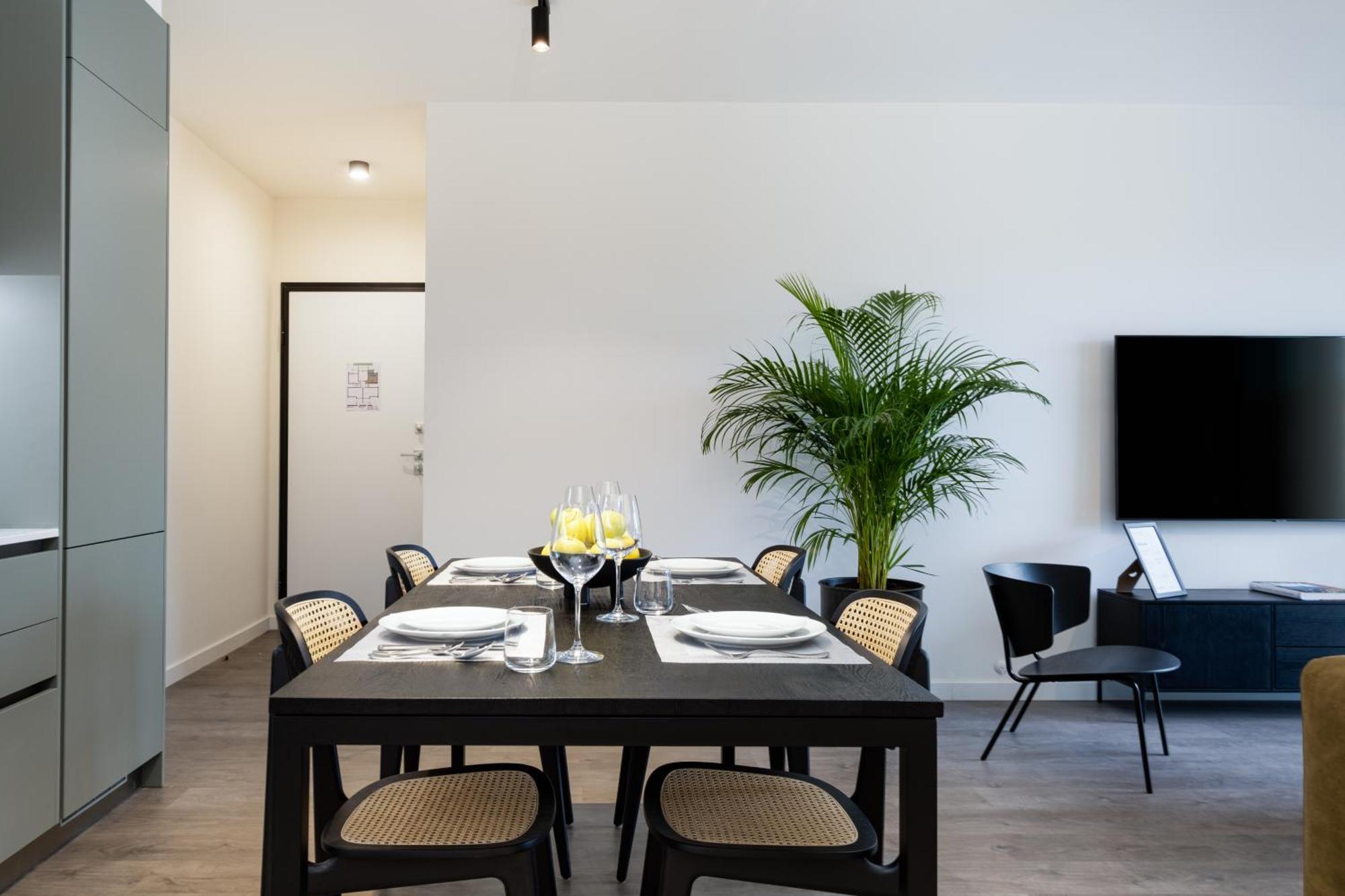 Sunset Gardens Apartment Лимасол Стая снимка