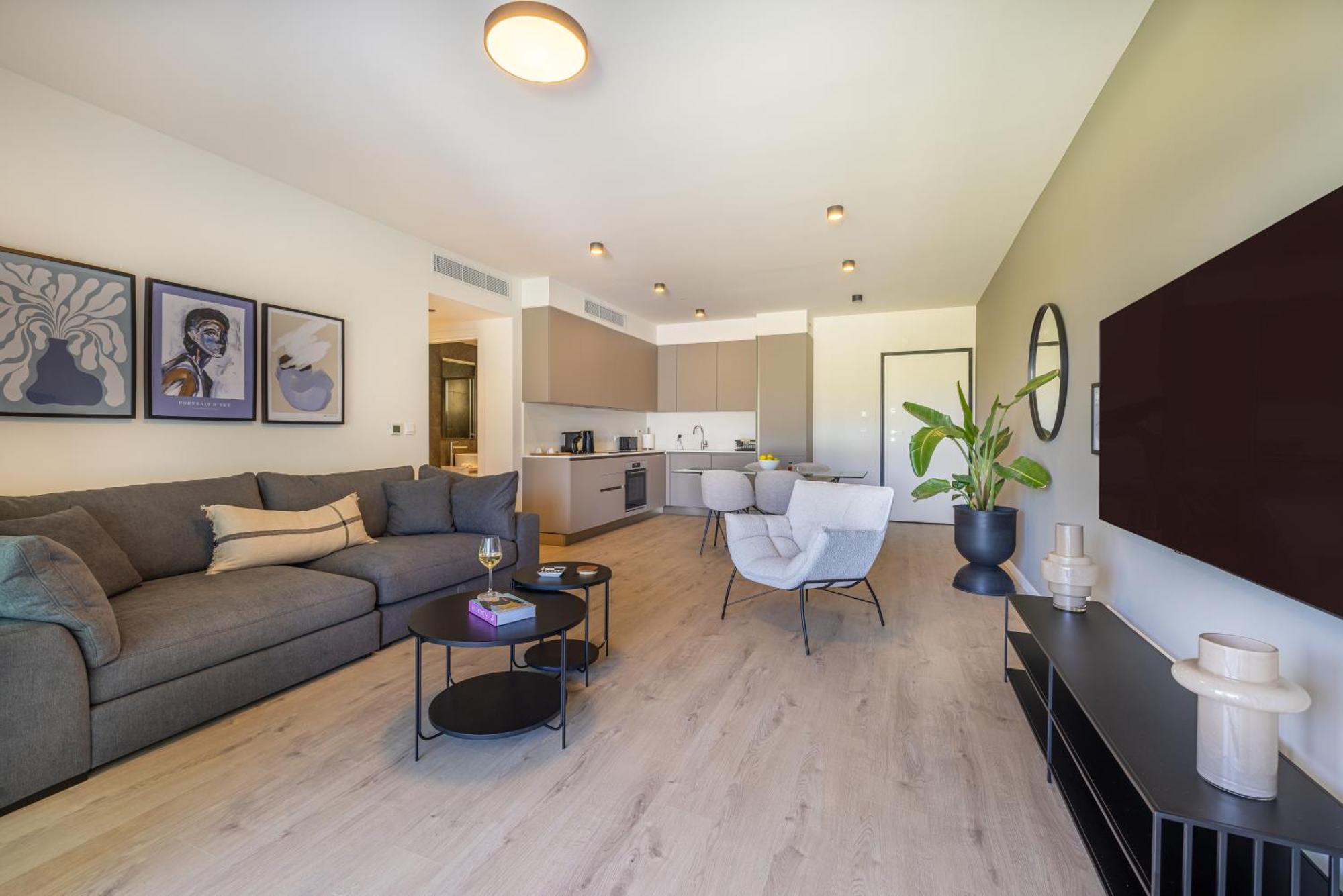 Sunset Gardens Apartment Лимасол Екстериор снимка