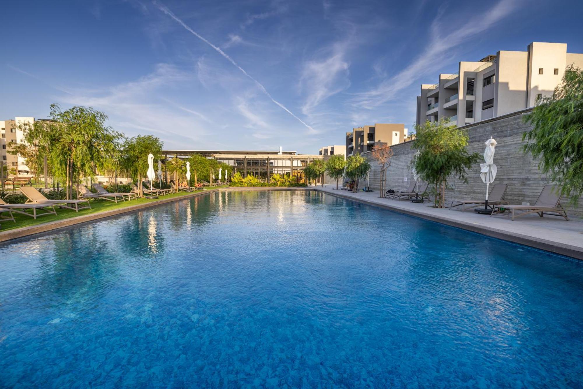 Sunset Gardens Apartment Лимасол Екстериор снимка