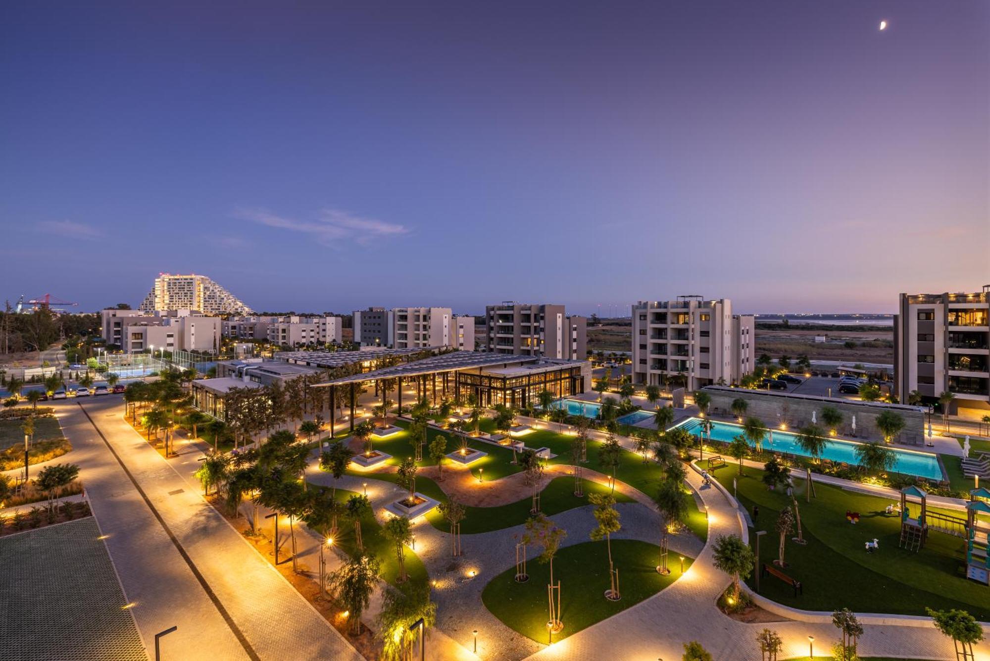 Sunset Gardens Apartment Лимасол Екстериор снимка